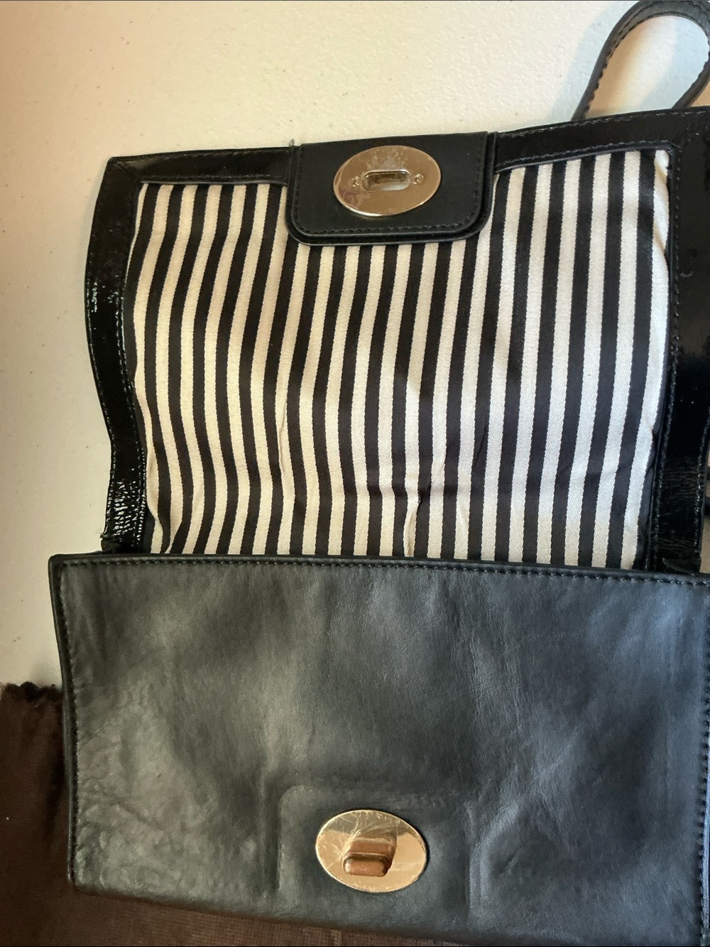 Purse - Picture 3 of 5